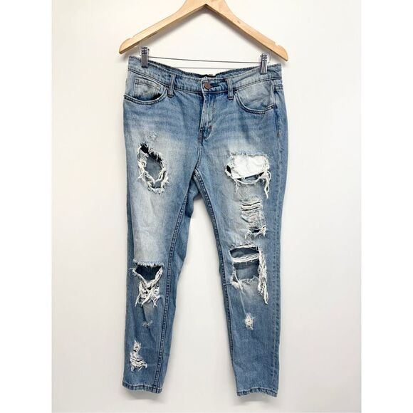 BDG Boyfriend Jeans Slim Size 26W Blue Distressed‎ Style - Picture 1 of 8